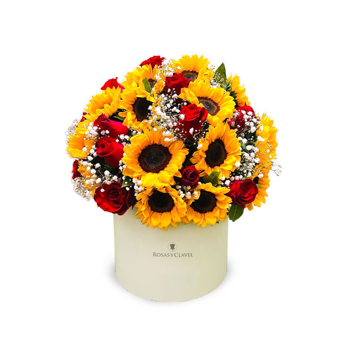 Arreglo de rosas, girasoles y adornos florales, Florería en Lima y Callao. Regalo perfecto para la persona amada.