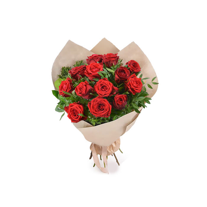 ramo con 12 rosas rojas
