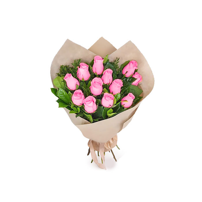 ramo con 12 rosas rosadas