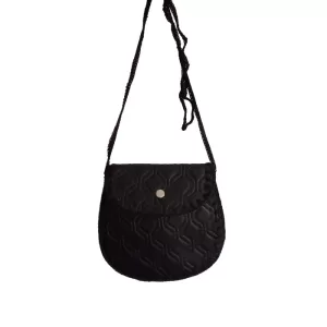 Bolso negro hecho en Perú