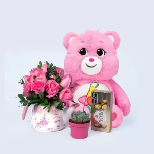Osa cariñosa para los enamorados en Lima