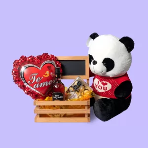 Oso panda con bombones ferrero rocher, Cartavio y globo corazón. Arreglos florales en Lima