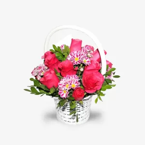 Arreglo floral en canasta. Florería La Molina