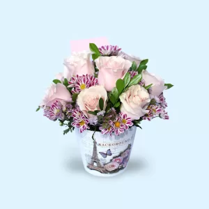 Macetero con rosas.
